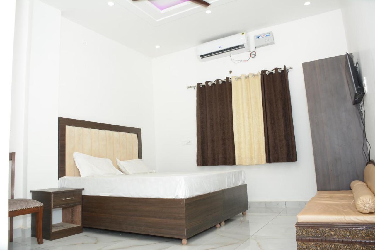Royal Green Celebrate In Style Saharanpur Exterior foto